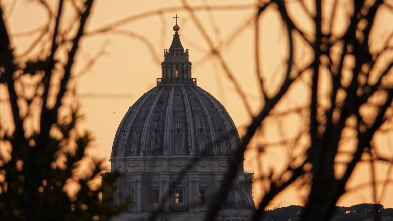 Cupola Di San Pietro A Roma Come Salirci