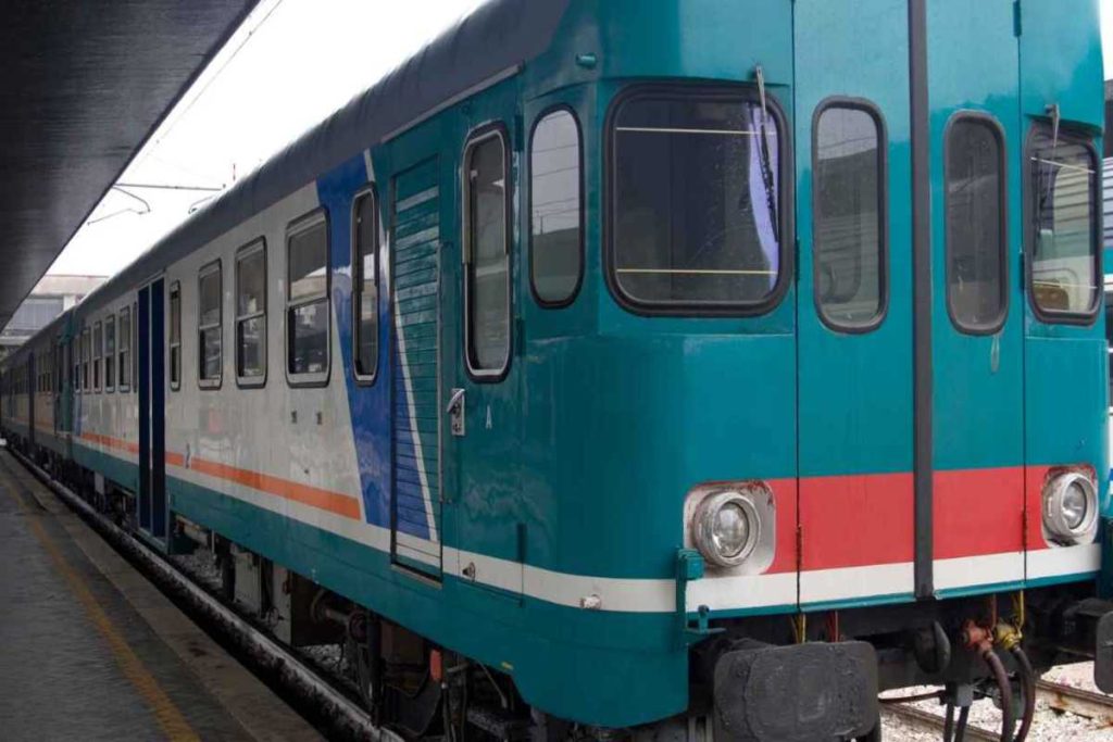 Sonnino Anziano Travolto E Ucciso Da Un Treno Disagi Alla