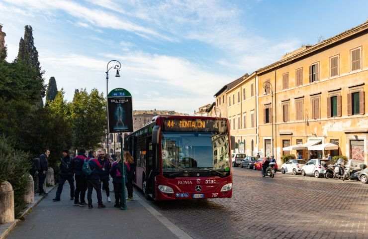 bus Roma 